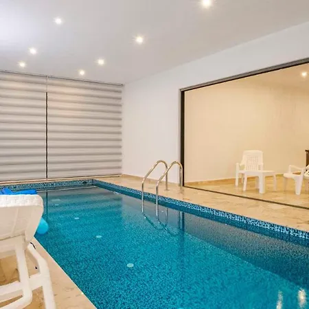Villa Yazlikcim Luks Muhafazakar Helal Eliva 6 Kisilik Kaş